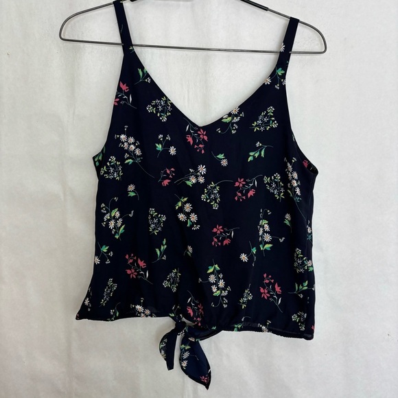 5/$25 Sienna sky tank top small - Picture 2 of 3